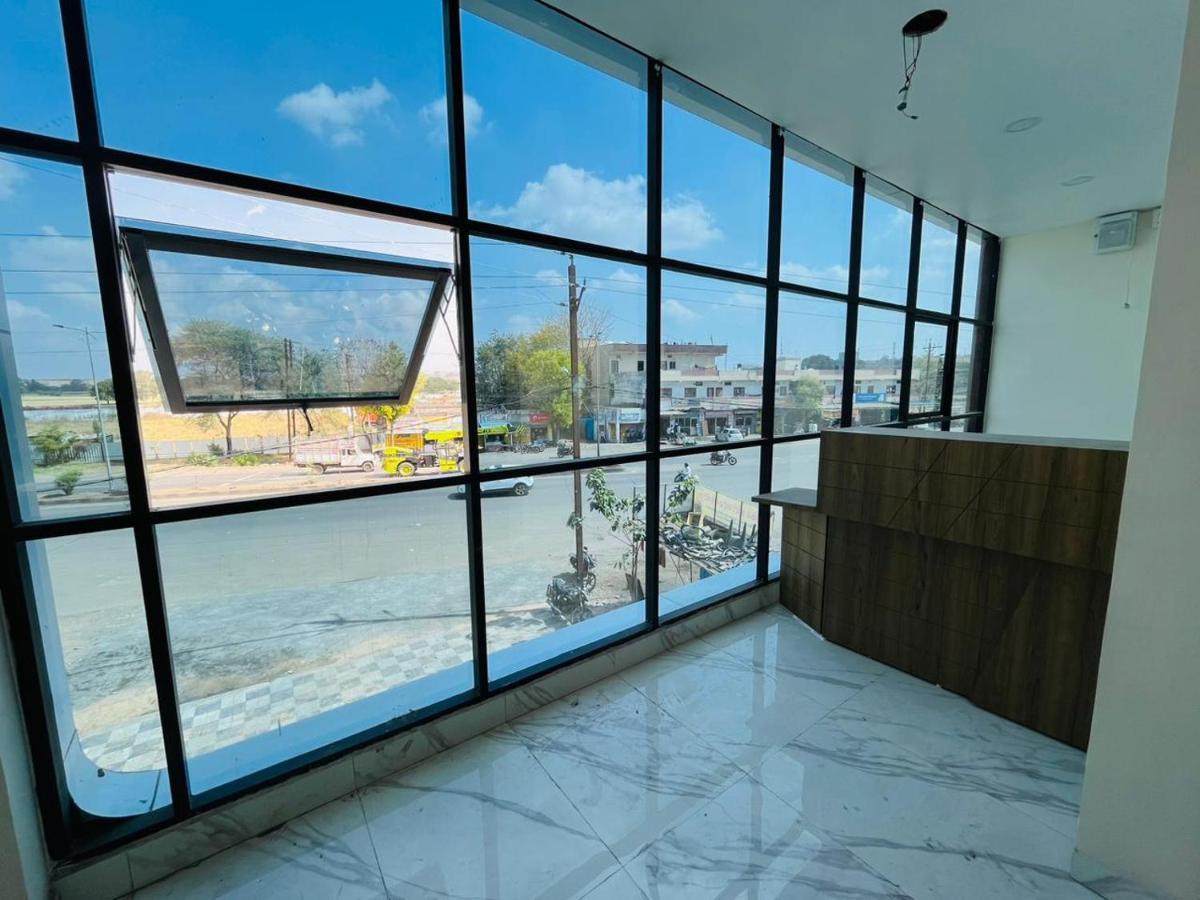 Jmc Hotel Vk 22 Akolia Екстериор снимка